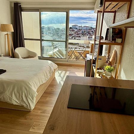 Studio Et Piscine Sur La Grande Plage Биарриц Экстерьер фото